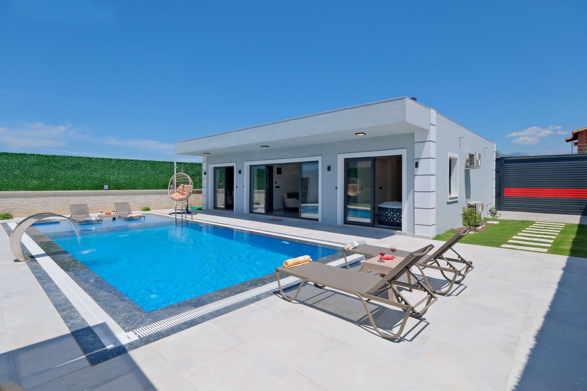 Villa TV003